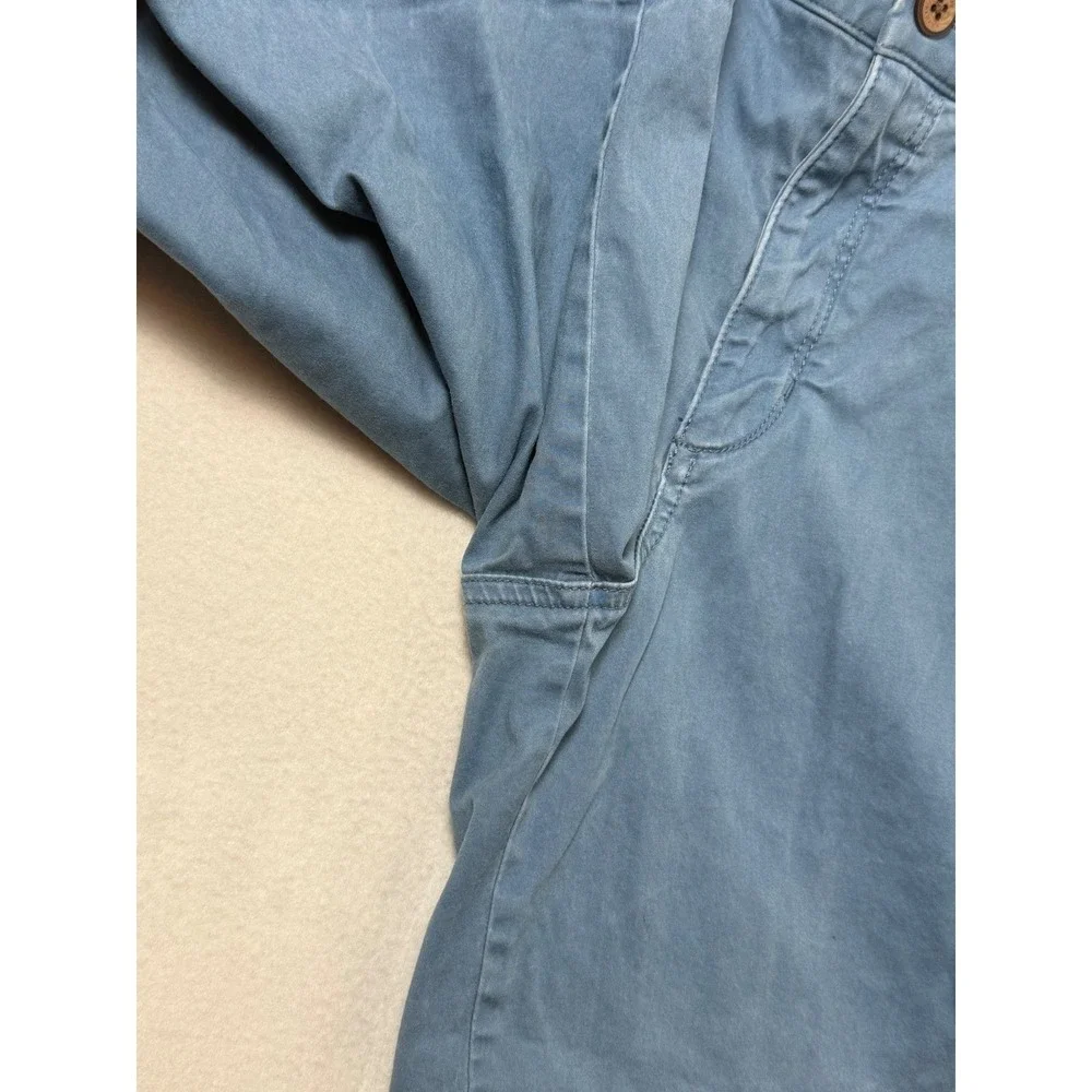 Tommy Bahama Mens Blue Chino Shorts Size 32 Flat Front 8 Inch Inseam Cotton